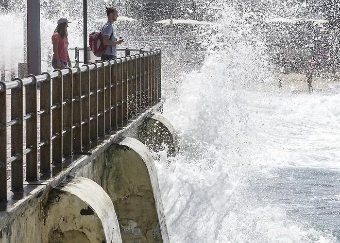 Seafront Terrace 2br Las Canteras Beach 大加那利岛拉斯帕尔马斯