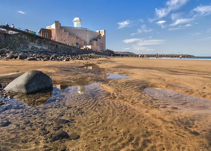 Seafront Terrace 2br Las Canteras Beach * 大加那利岛拉斯帕尔马斯